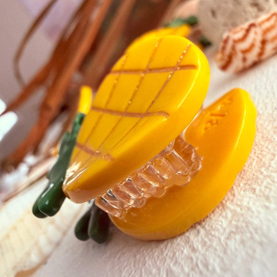 "Pina" Mini Pineapple Hair Claw