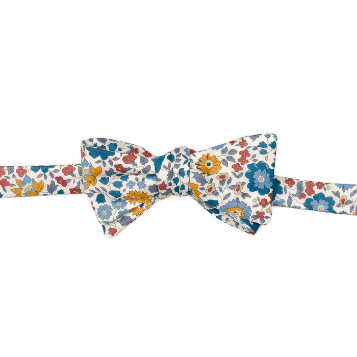 Pomp & Ceremony Bow Tie