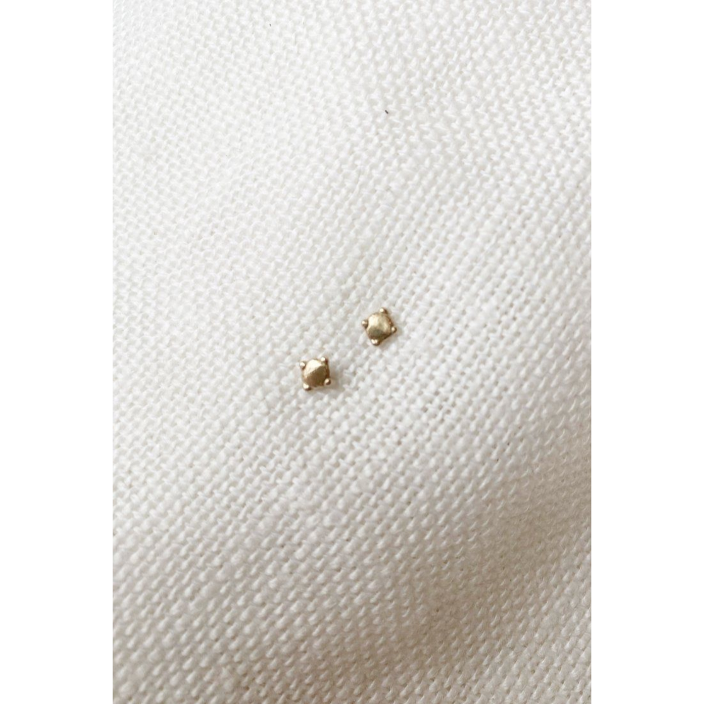 Era Studs